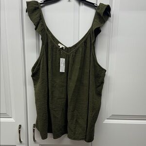 NWT - Maurices Plus Size 3X Dark Green Ruffled Strap Tank Top